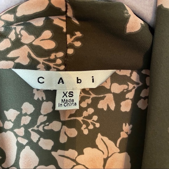 Cabi brown and pink floral sleeveless blouse ~XS - Picture 2 of 6